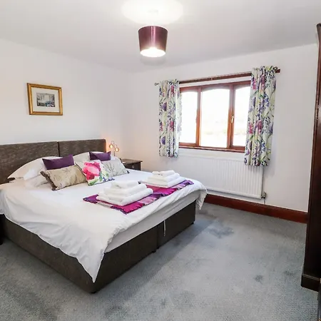 Hills Farm * Greenodd